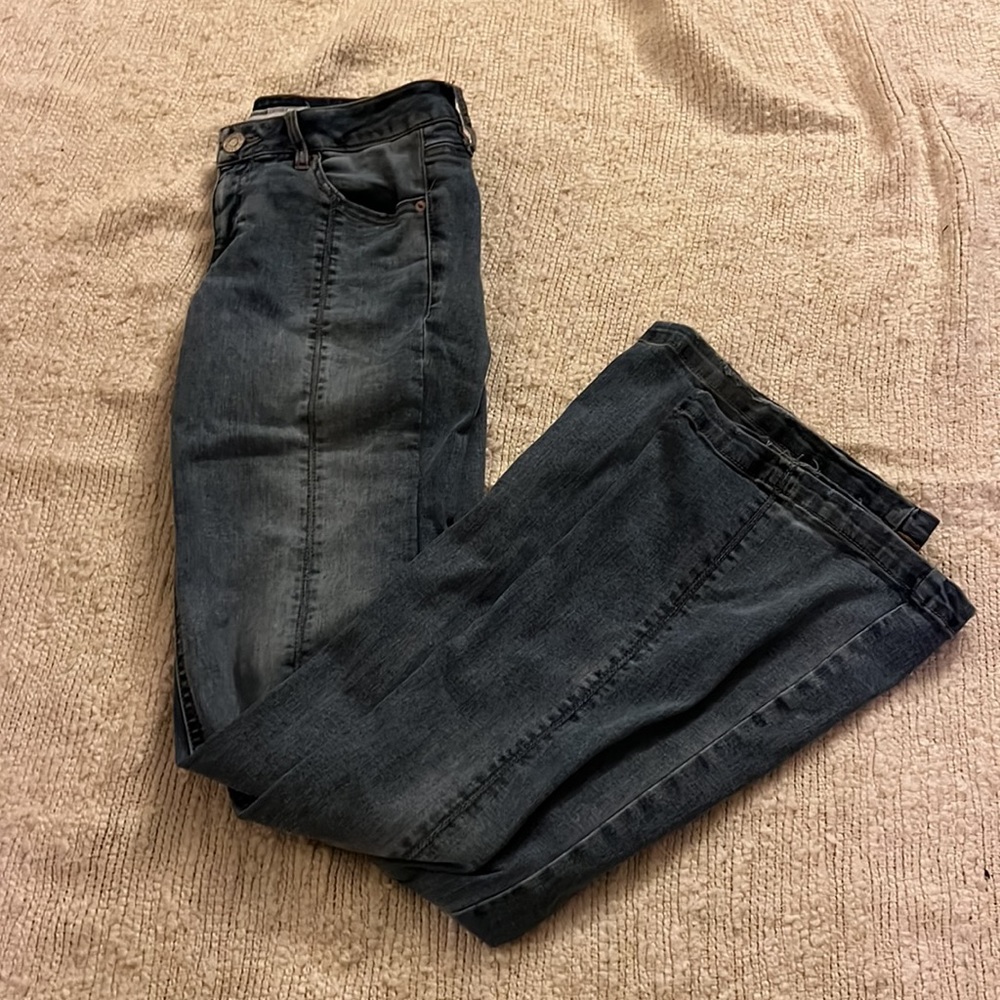 Flare Low waisted Garage jeans